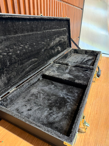 Estuche rígido para bajo eléctrico Proel