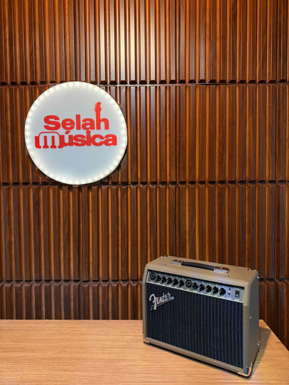 Amplificador para guitarra acústica Fender Acoustasonic 40W