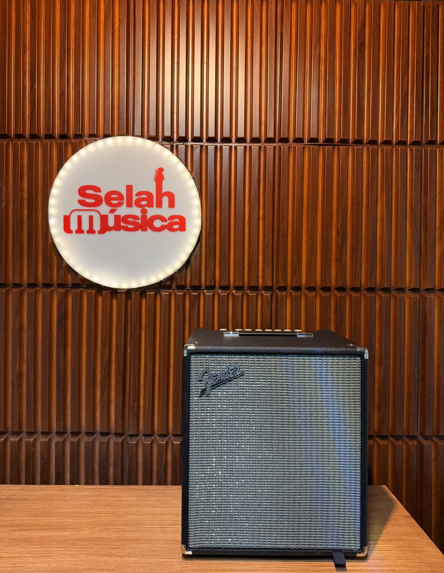 Amplificador para bajo Fender Rumble 100 V3