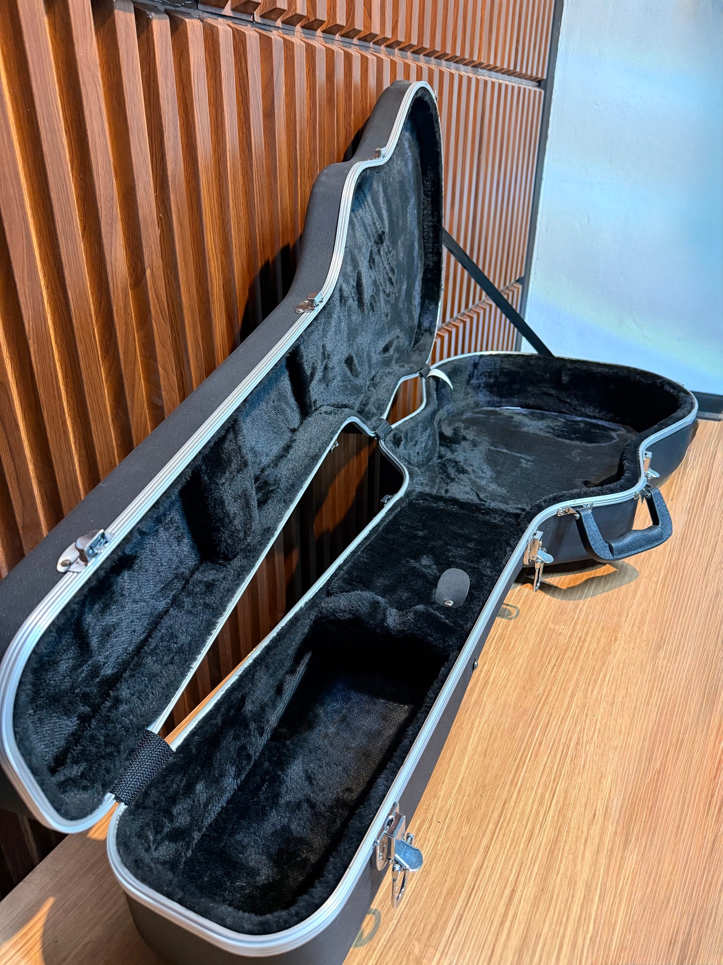 Estuche rígido Stagg para docerola