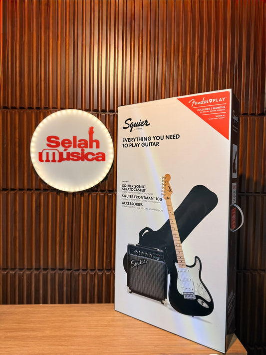 Paquete de guitarra eléctrica Fender Squier Stratocaster Sonic color negro