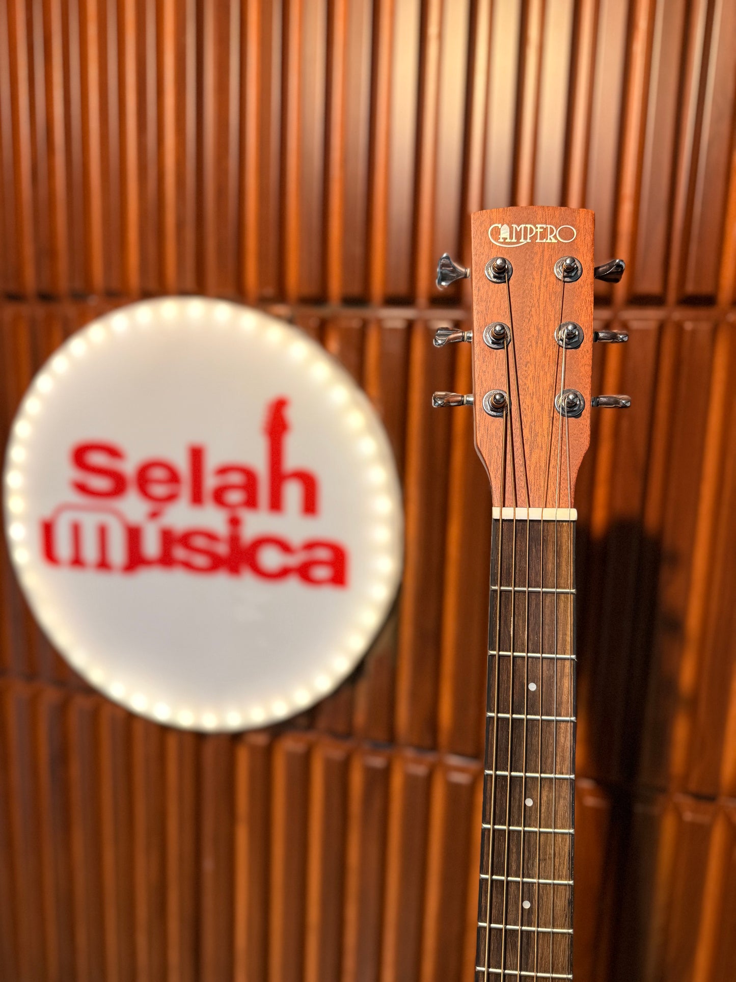 Guitarra acústica Campero XM-42MH-MT color café mate