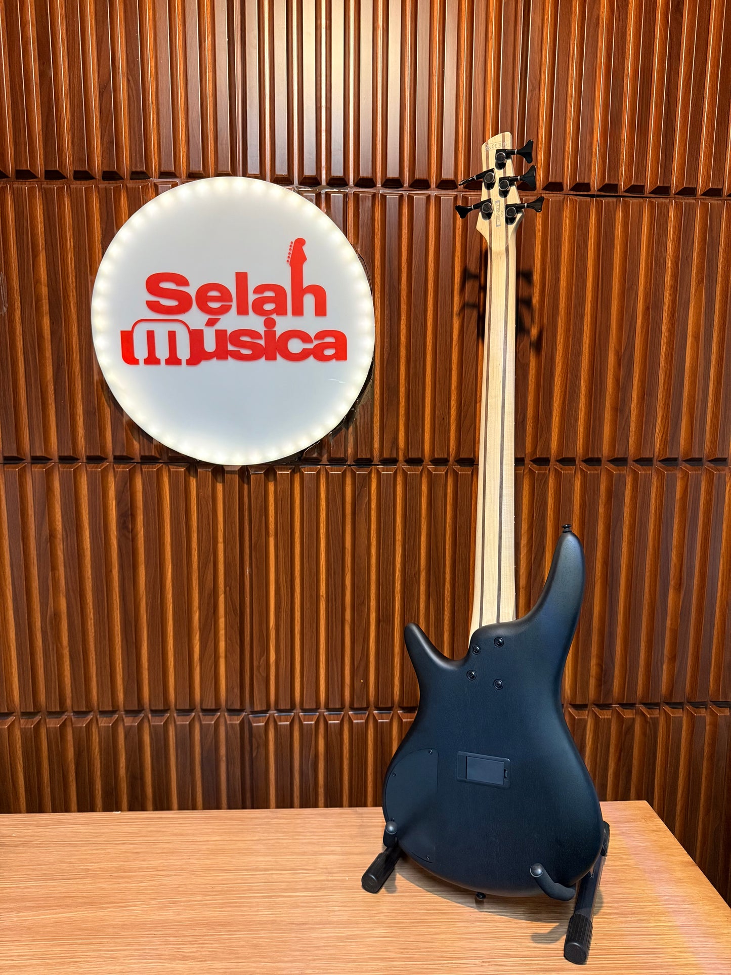 Bajo Eléctrico Ibanez SR305E de 5 Cuerdas