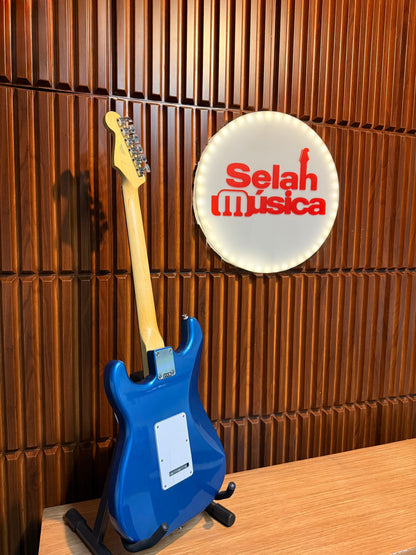 Guitarra Eléctrica Fender Standard Stratocaster Aqua Marine Metallic