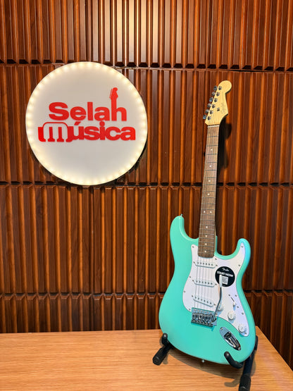 Guitarra Eléctrica Fender Debut Collection Stratocaster Sea Foam Green