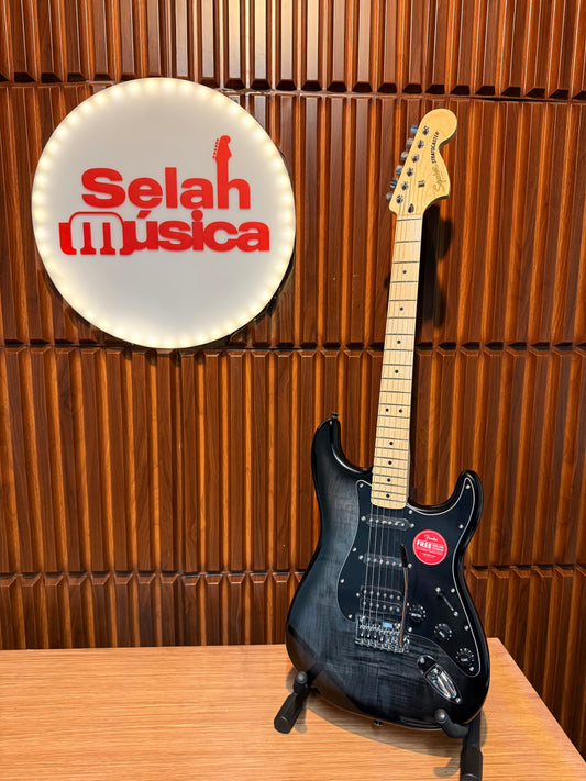 Guitarra Eléctrica Squier Affinity Series Stratocaster FMT Black Burst