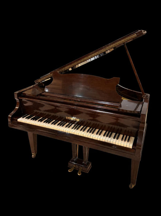 Piano Acústico Strauss 1/8 de Cola