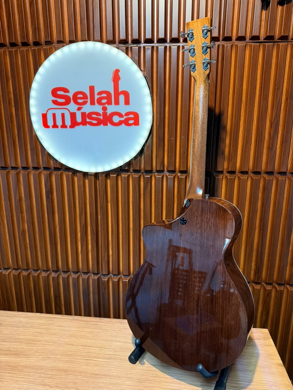 Guitarra Electroacústica Martin SC-13E Modern – Road Series