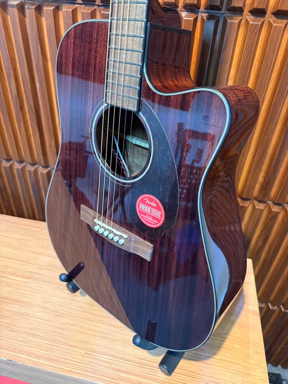 Guitarra Electroacústica Fender CD-60SCE All Mahogany